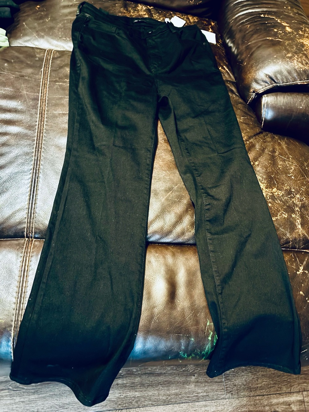 BNWT Good American Black Slim Bootcut Jeans